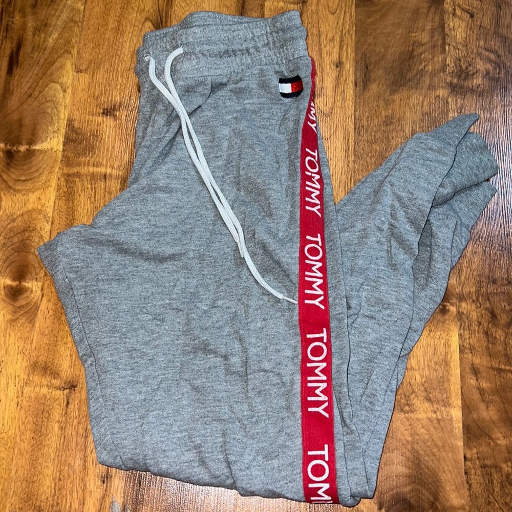 Tommy Hilfiger joggers